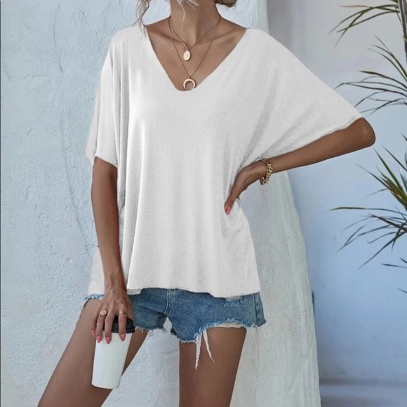 Reserved- Slouchy batwing sleeve top - Picture 3 of 16